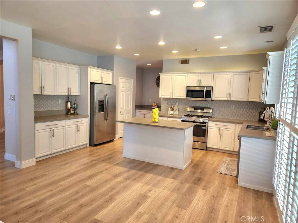 Canyon Country, CA 91387,26523 Starling CT