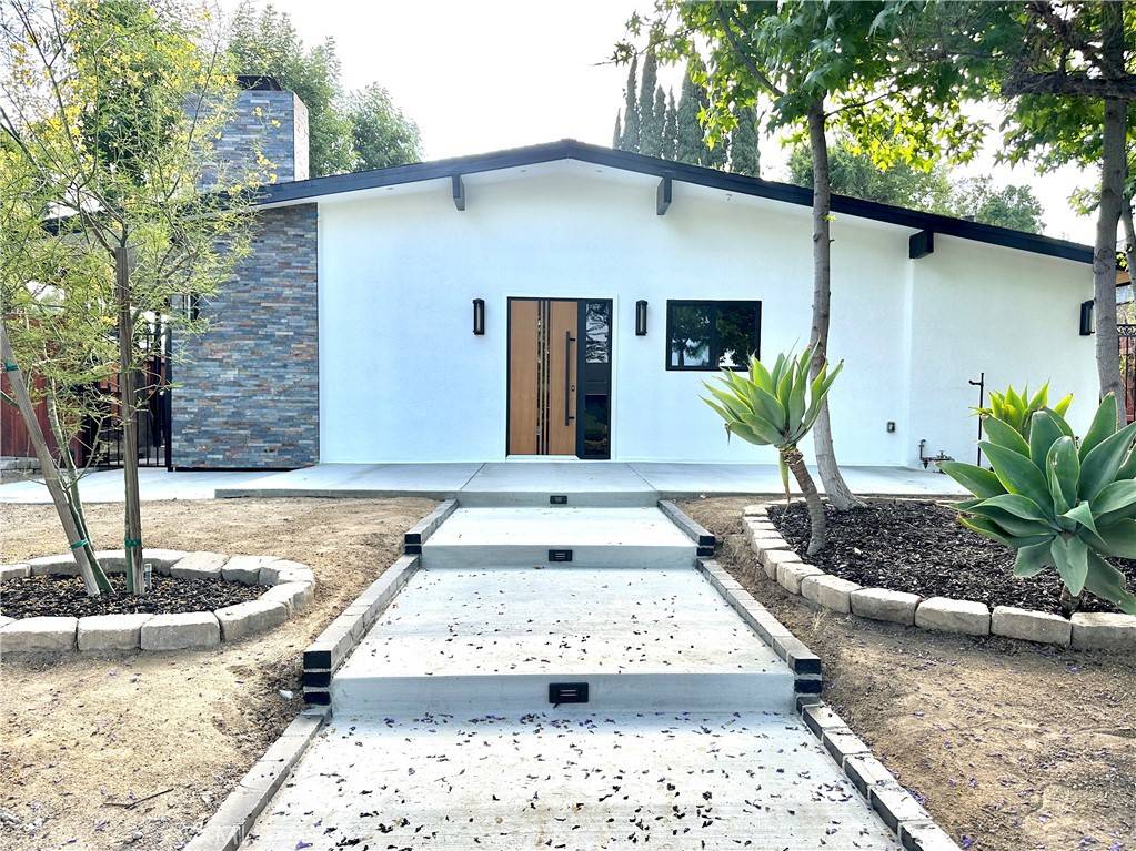 10335 Babbitt AVE, Granada Hills, CA 91344