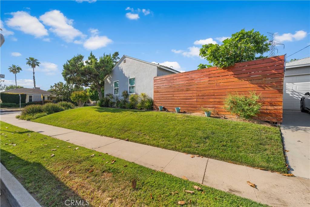San Fernando, CA 91345,15018 Mankato ST