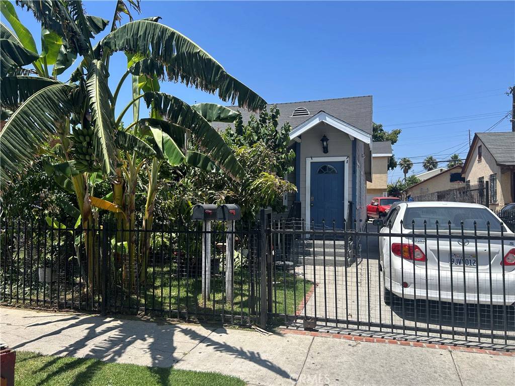 Los Angeles, CA 90062,1619 W 38th ST