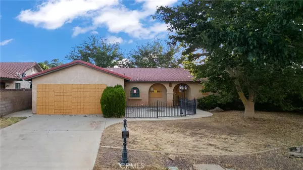 42865 Normandy LN, Lancaster, CA 93536