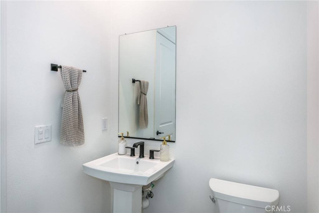 Chatsworth, CA 91311,21628 Canyon Cove