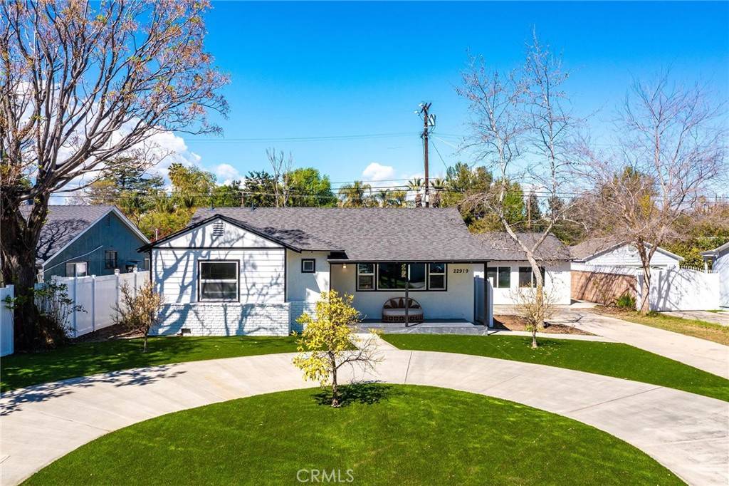 22919 Leonora DR, Woodland Hills, CA 91367
