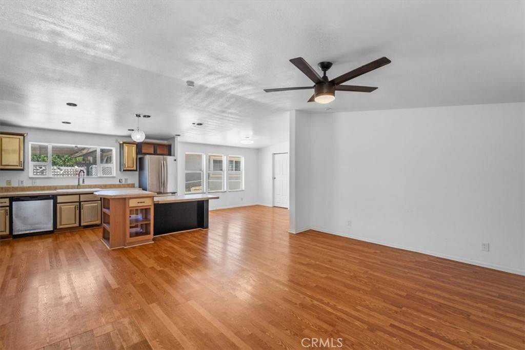 Banning, CA 92220,1225 N Alessandro ST