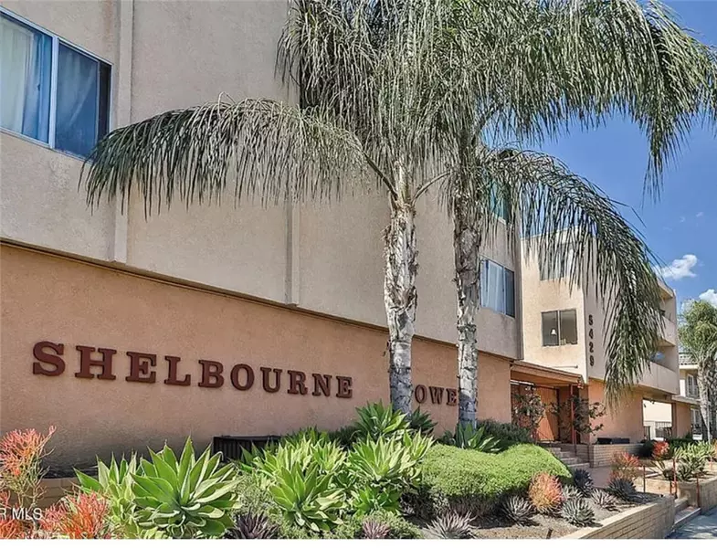 5429 Newcastle AVE #215, Encino, CA 91316