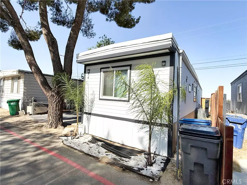 Lancaster, CA 93535,45415 28th ST E #64