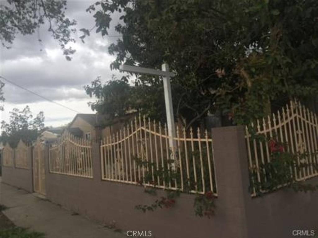 Northridge, CA 91324,18519 Bryant ST