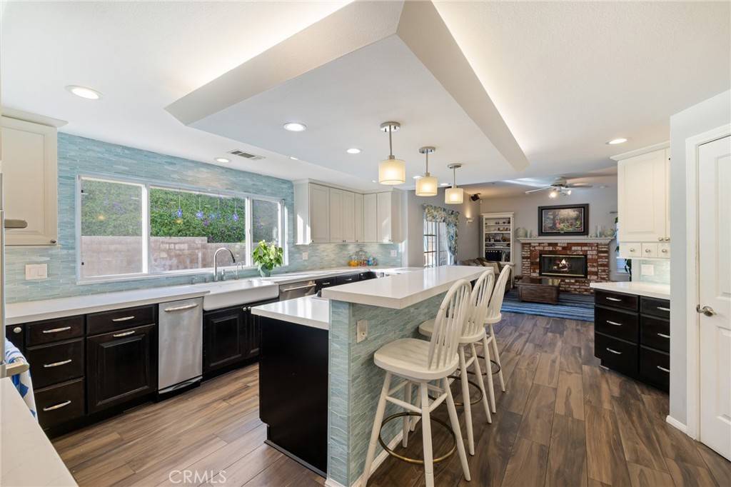Ventura, CA 93003,7527 Loma Vista RD