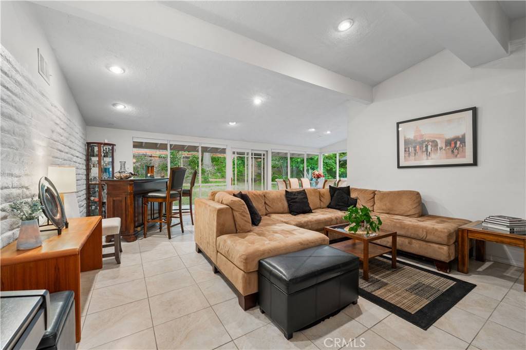Sherman Oaks, CA 91403,3624 Loadstone DR