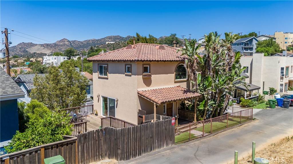 Chatsworth, CA 91311,21460 Arapahoe TRL