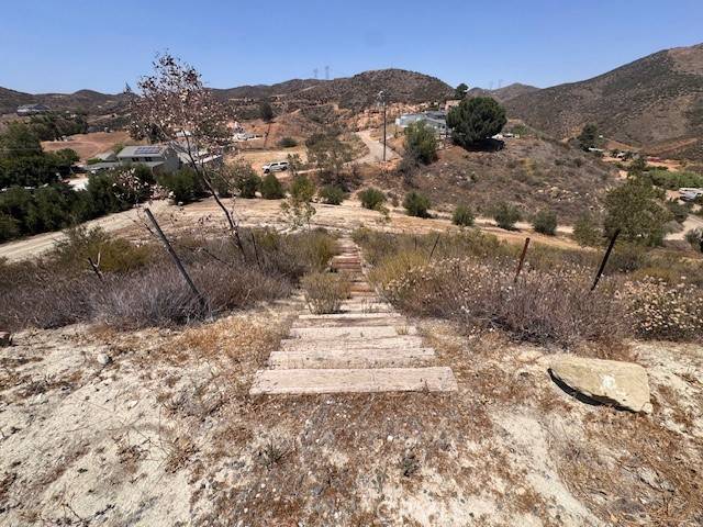 Agua Dulce, CA 91390,33297 Wagon Wheel RD