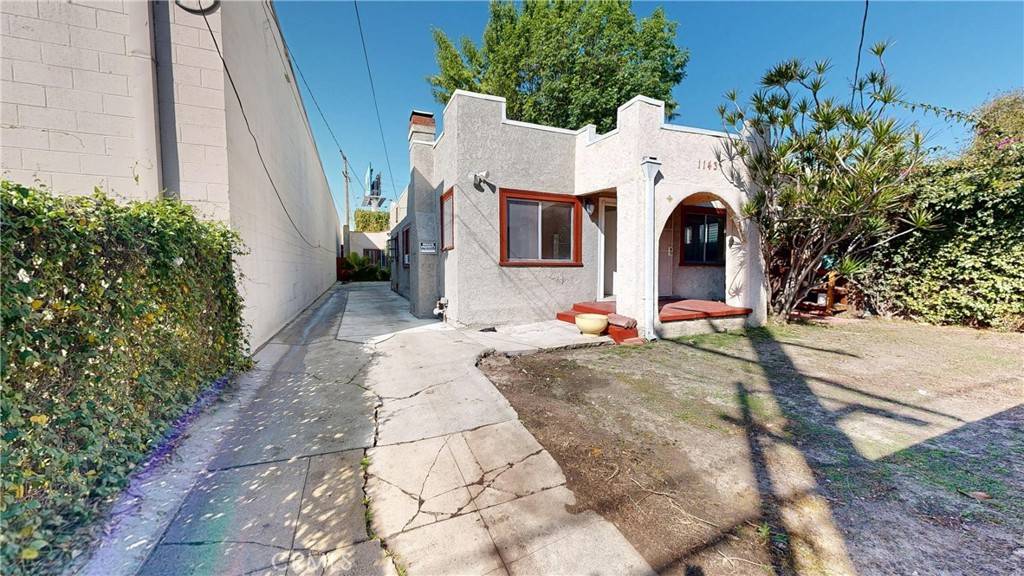 1143 N Sycamore AVE, Los Angeles, CA 90038