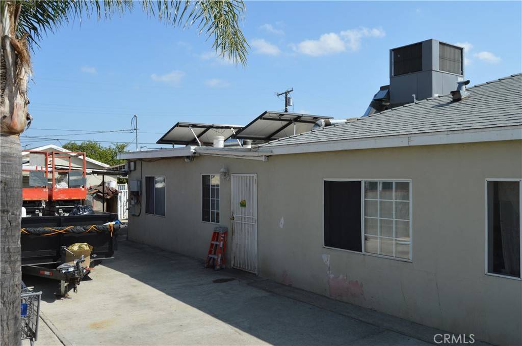 Pacoima, CA 91331,13104 Hoyt ST