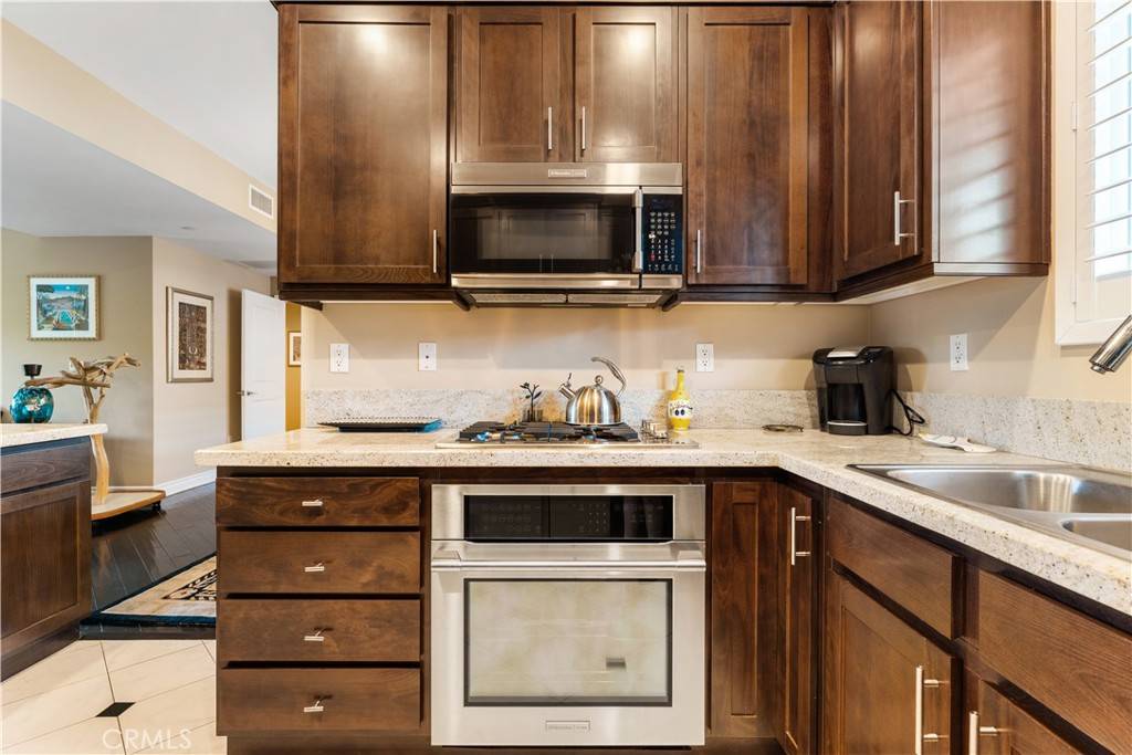 Studio City, CA 91604,4424 Whitsett AVE #312