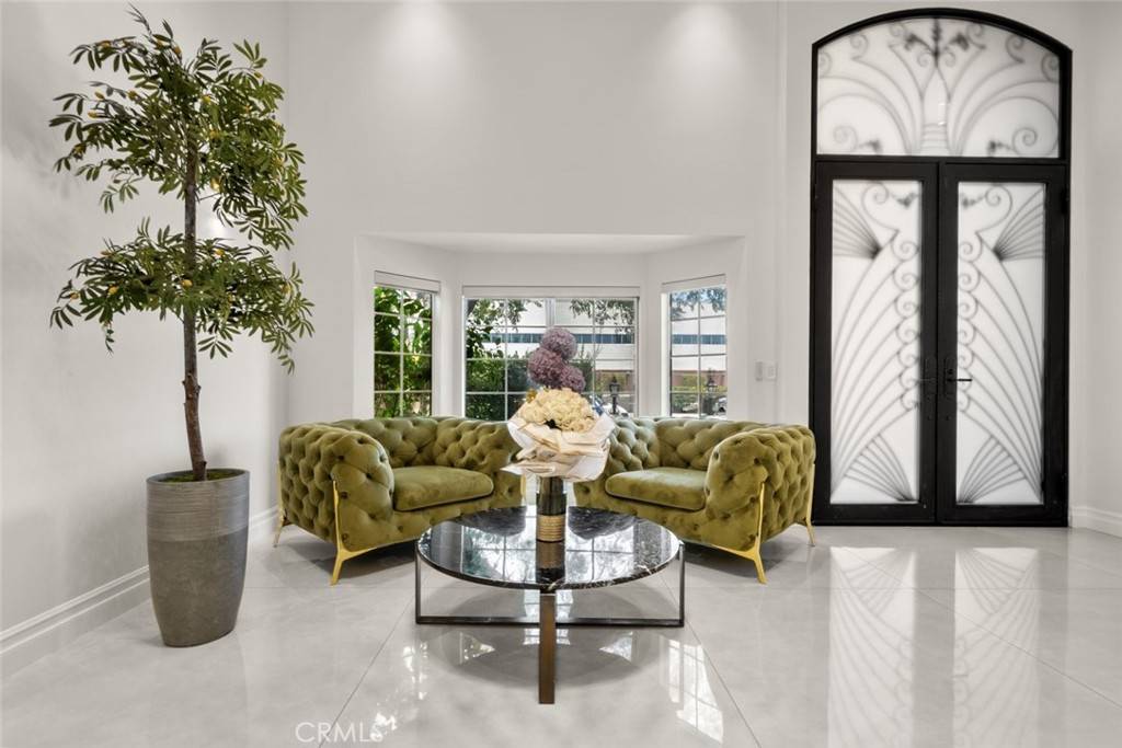 Tarzana, CA 91335,6355 Yolanda AVE
