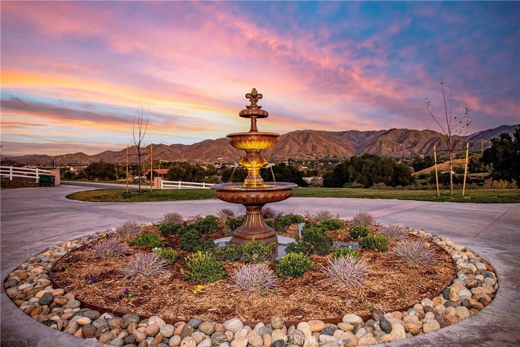 Canyon Country, CA 91387,26829 Brooken AVE