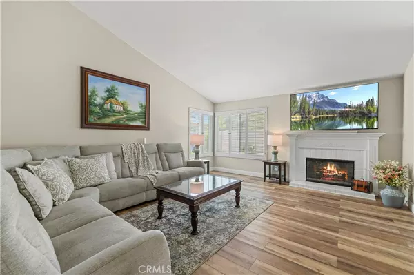 Newhall, CA 91321,26315 Rainbow Glen DR #238