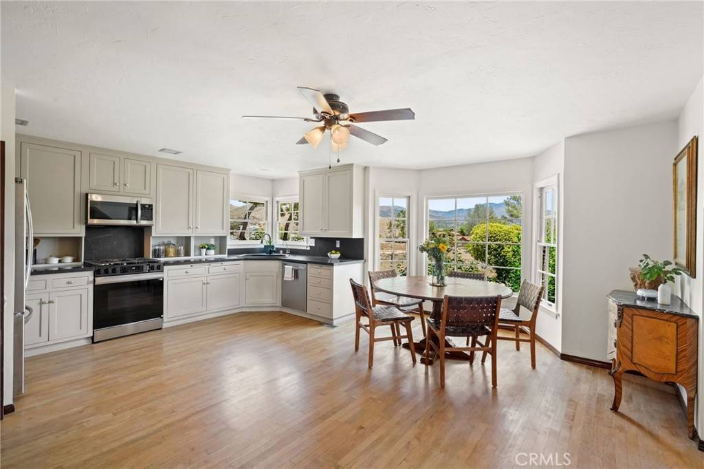 Agua Dulce, CA 91390,10821 Los Jordans RD