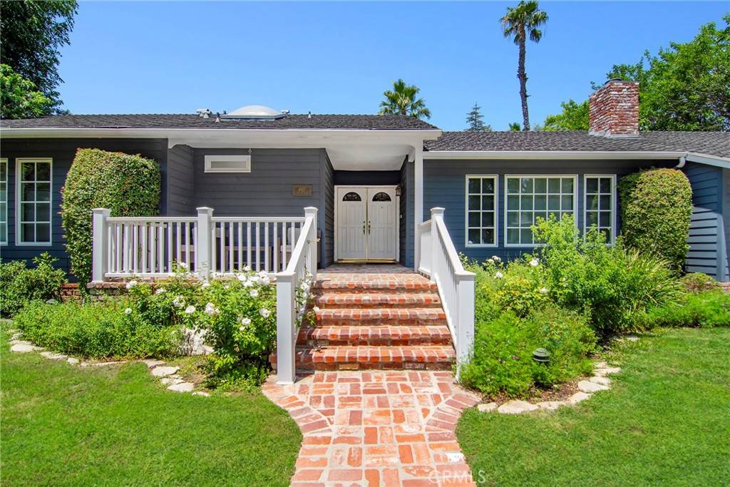 Tarzana, CA 91356,4617 Via Apuesta