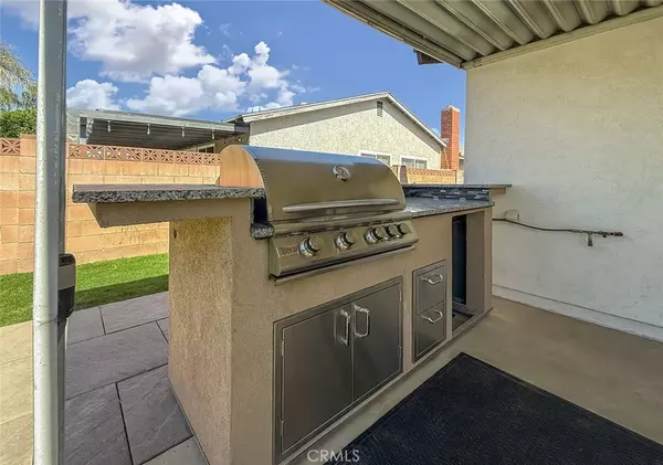 Simi Valley, CA 93065,2288 Marilyn ST
