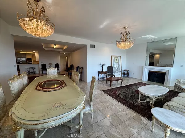 Encino, CA 91316,5219 Newcastle AVE #301