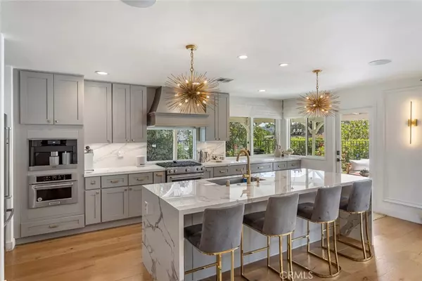 West Hills, CA 91307,7153 Helmsdale CIR