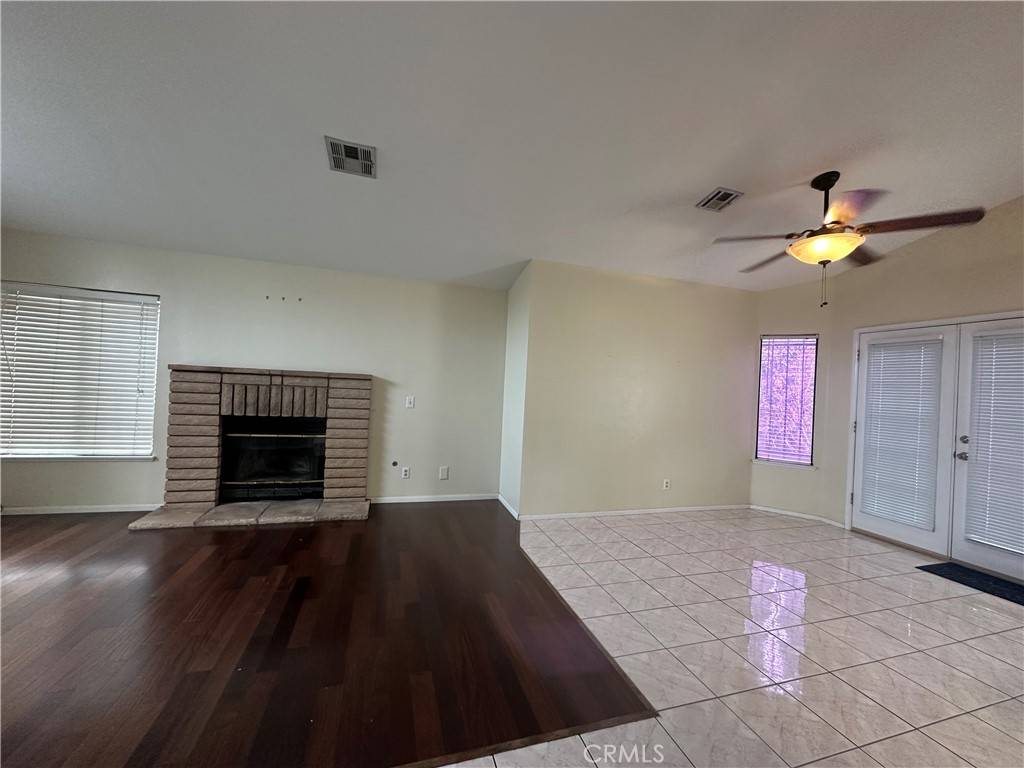 Palmdale, CA 93550,37058 E Waterman AVE