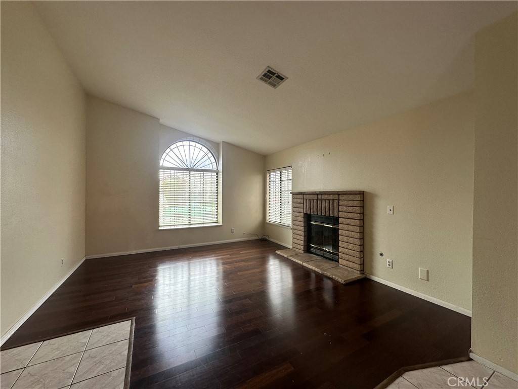 Palmdale, CA 93550,37058 E Waterman AVE
