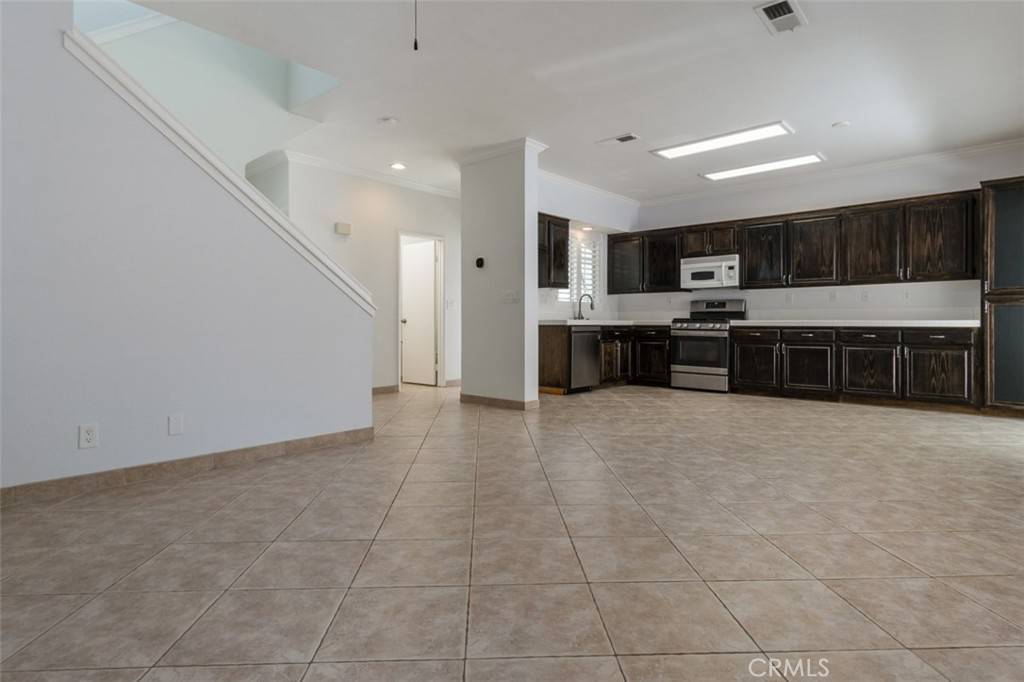 Simi Valley, CA 93065,552 Hooper AVE