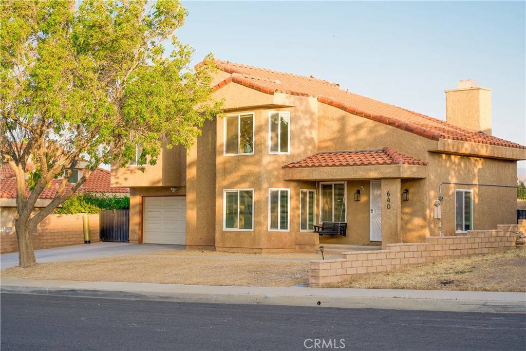 640 W Avenue Q12, Palmdale, CA 93551
