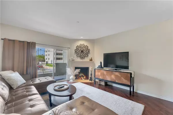 13200 Moorpark ST #201, Sherman Oaks, CA 91423