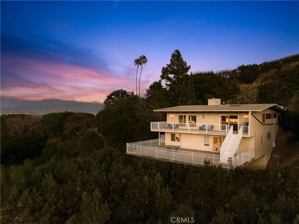 3721 Glenridge DR, Sherman Oaks, CA 91423