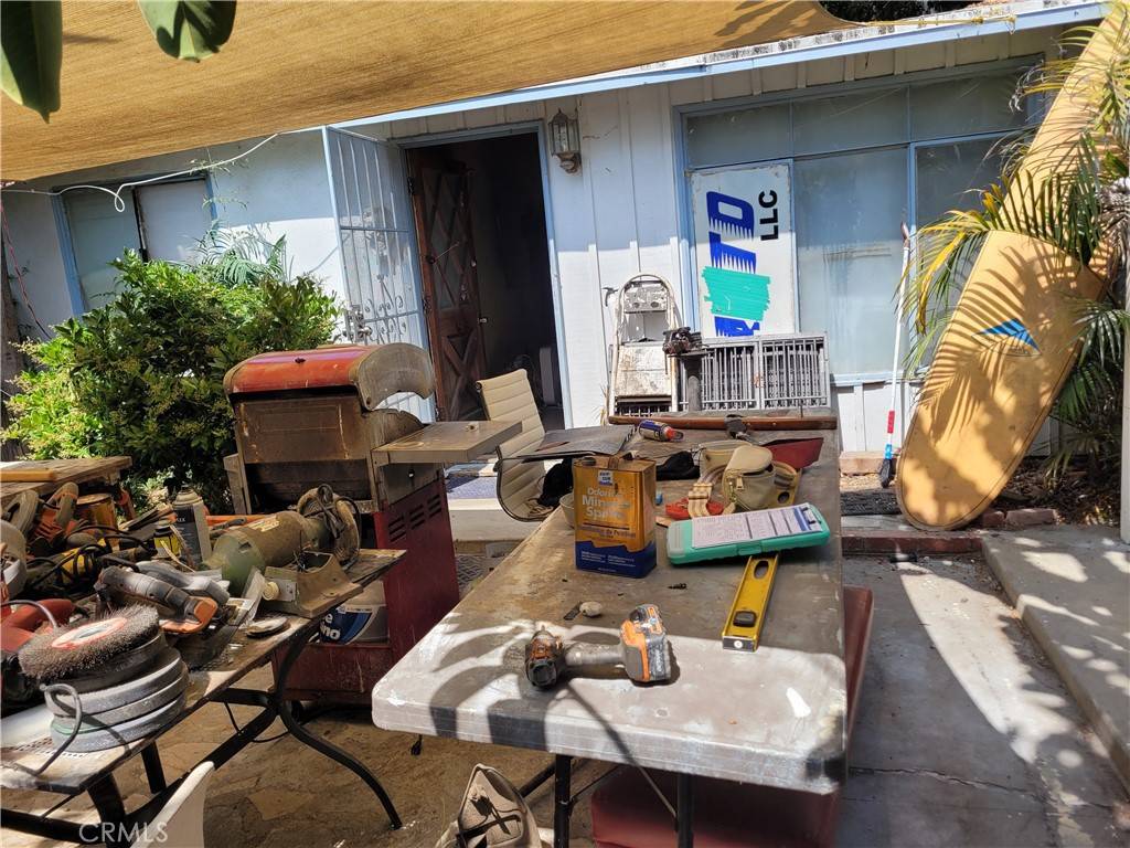 Los Angeles, CA 90045,7401 W Manchester AVE