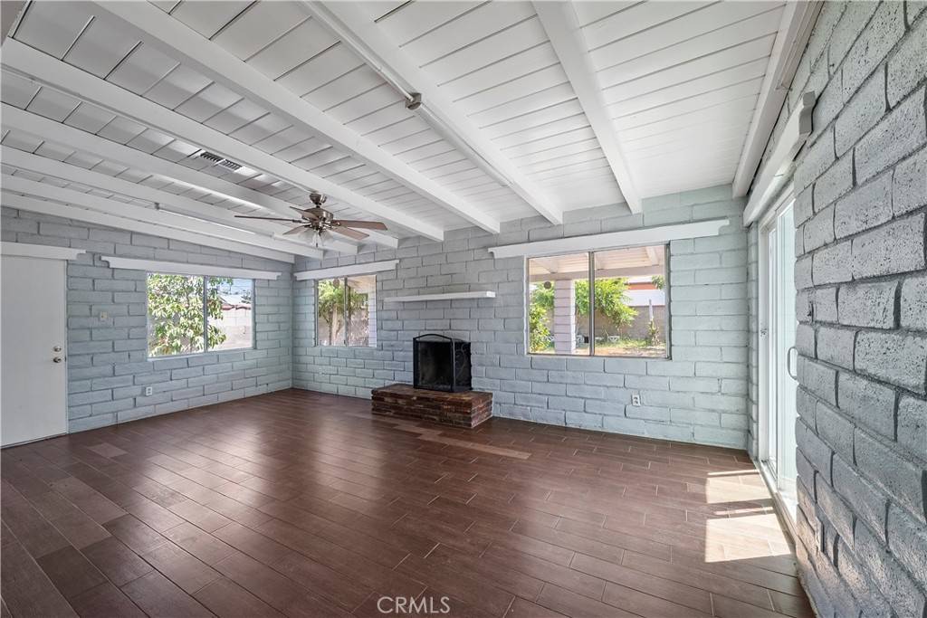 Arleta, CA 91331,9794 Stanwin AVE