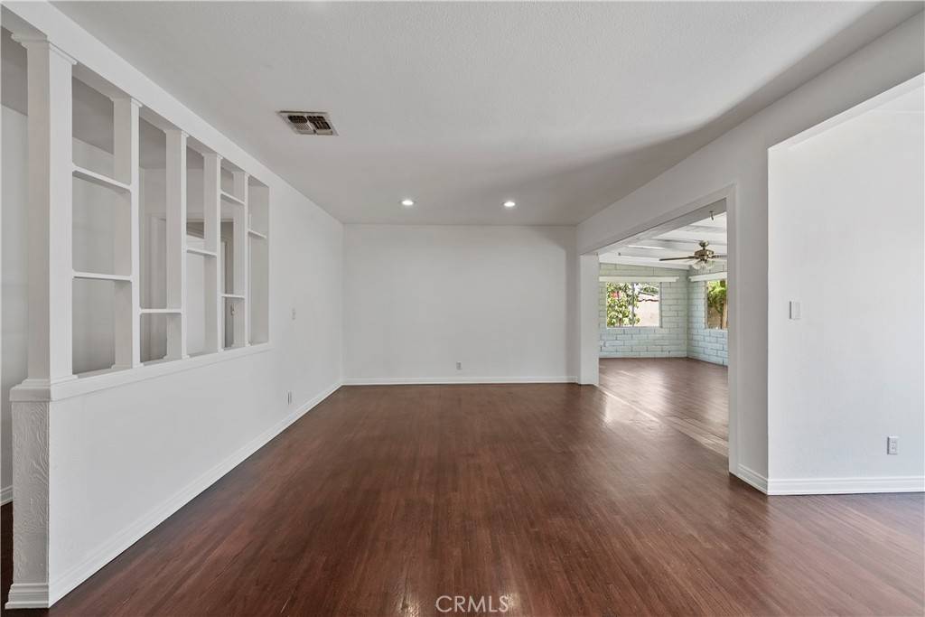 Arleta, CA 91331,9794 Stanwin AVE