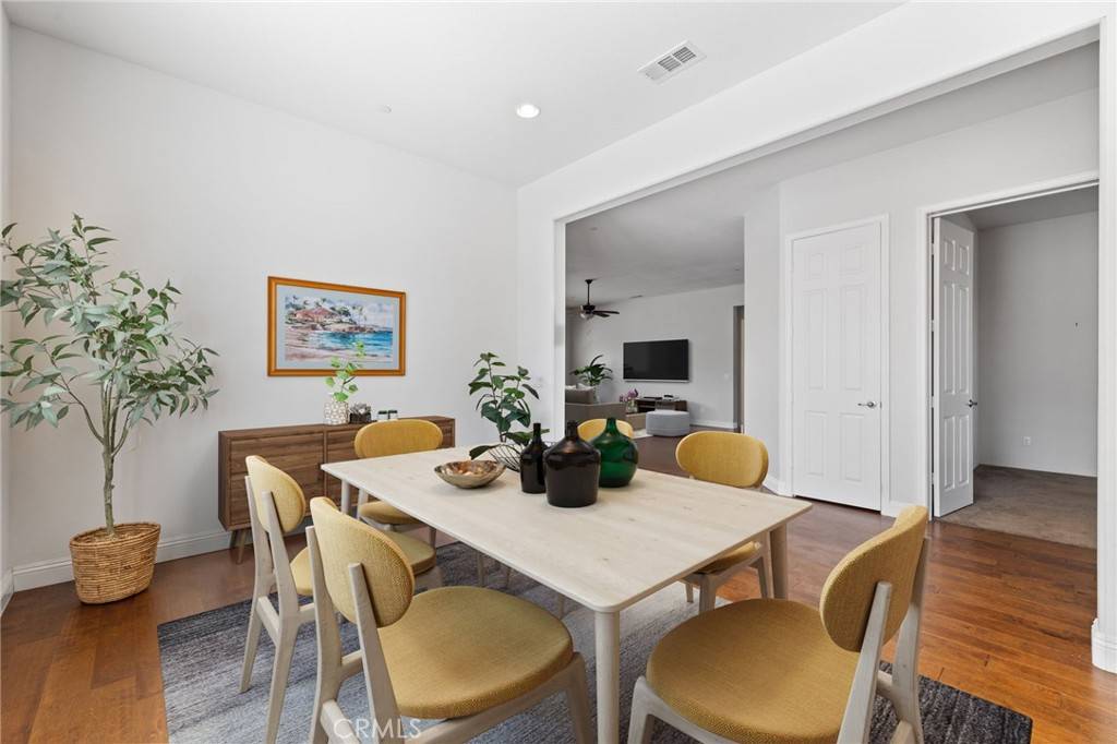 Bakersfield, CA 93306,9904 Toscana DR