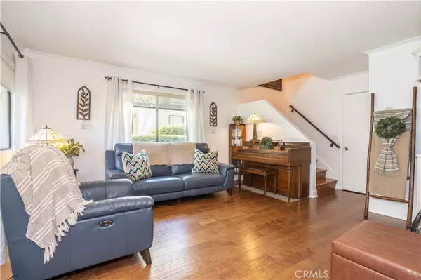 23524 Newhall AVE #4, Newhall, CA 91321