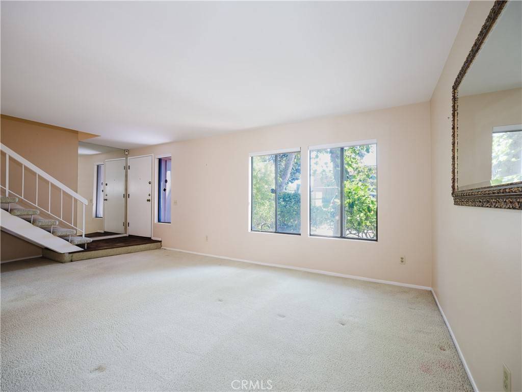 Northridge, CA 91324,9757 Reseda BLVD #71