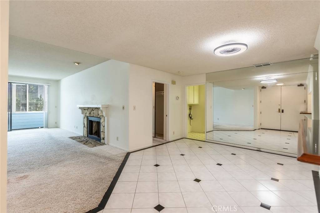 311 Bora Bora WAY #118, Los Angeles, CA 90292