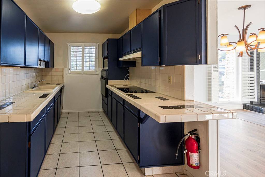 Thousand Oaks, CA 91360,3485 Calle Quebracho