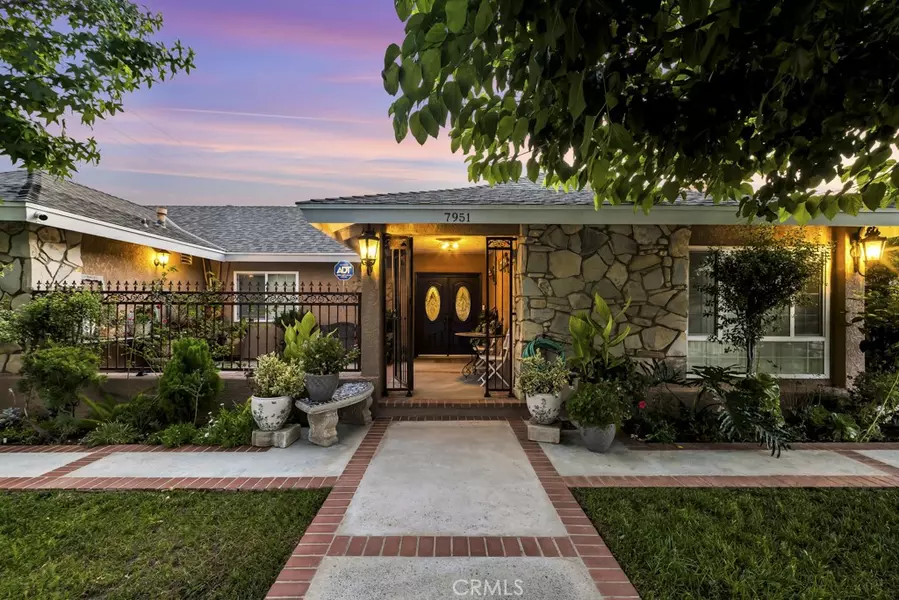 7951 Woodlake AVE, West Hills, CA 91304