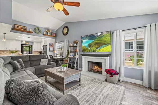 Valencia, CA 91354,22929 Beech Creek CIR