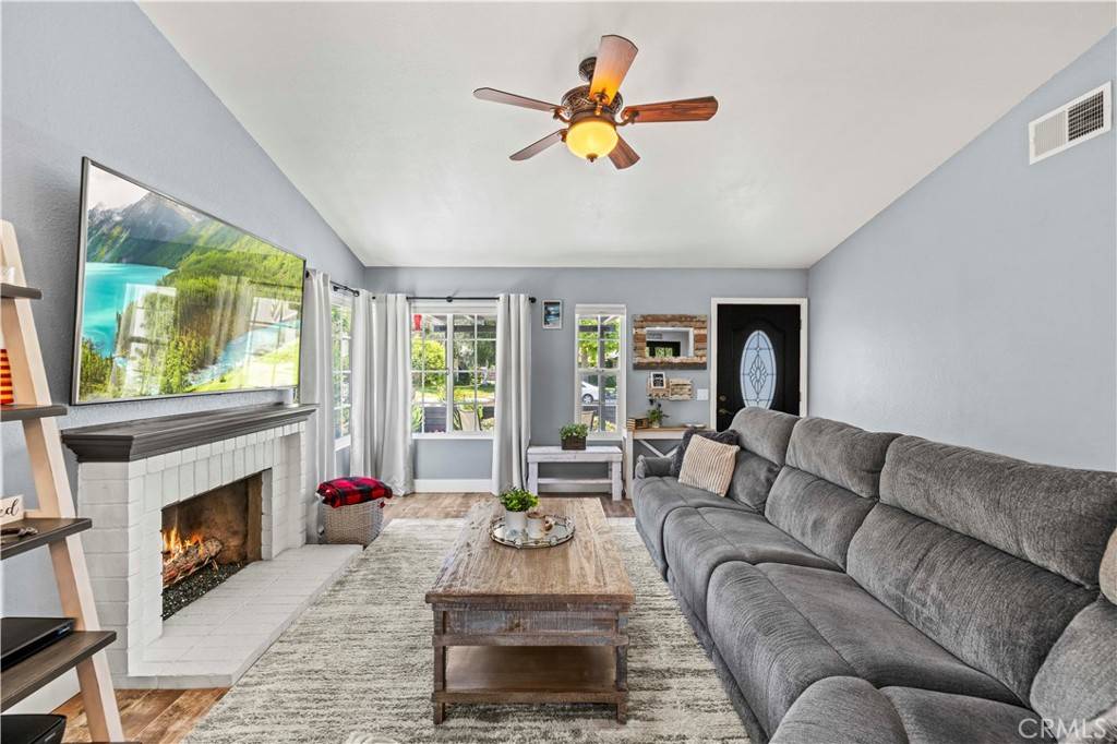 Valencia, CA 91354,22929 Beech Creek CIR