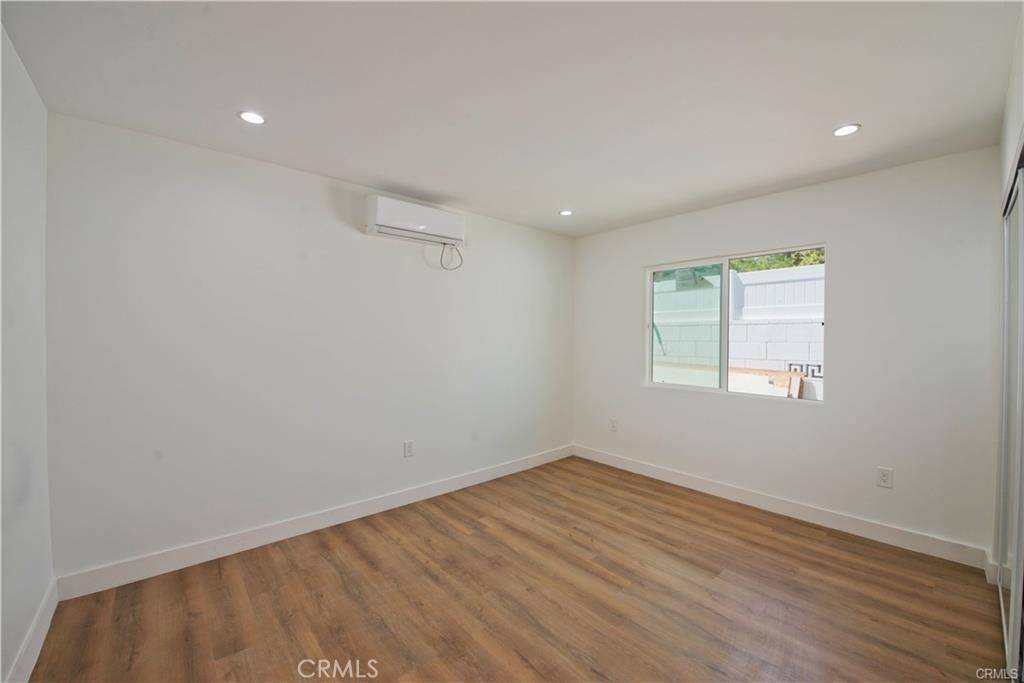 Lake Balboa, CA 91406,6962 Shoshone AVE