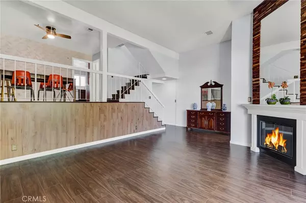 Reseda, CA 91335,7610 Canby AVE #2