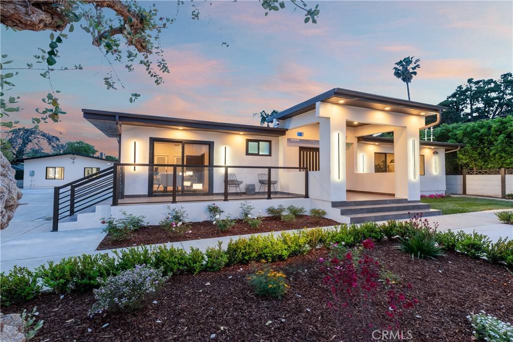 Sherman Oaks, CA 91403,15460 Morrison ST
