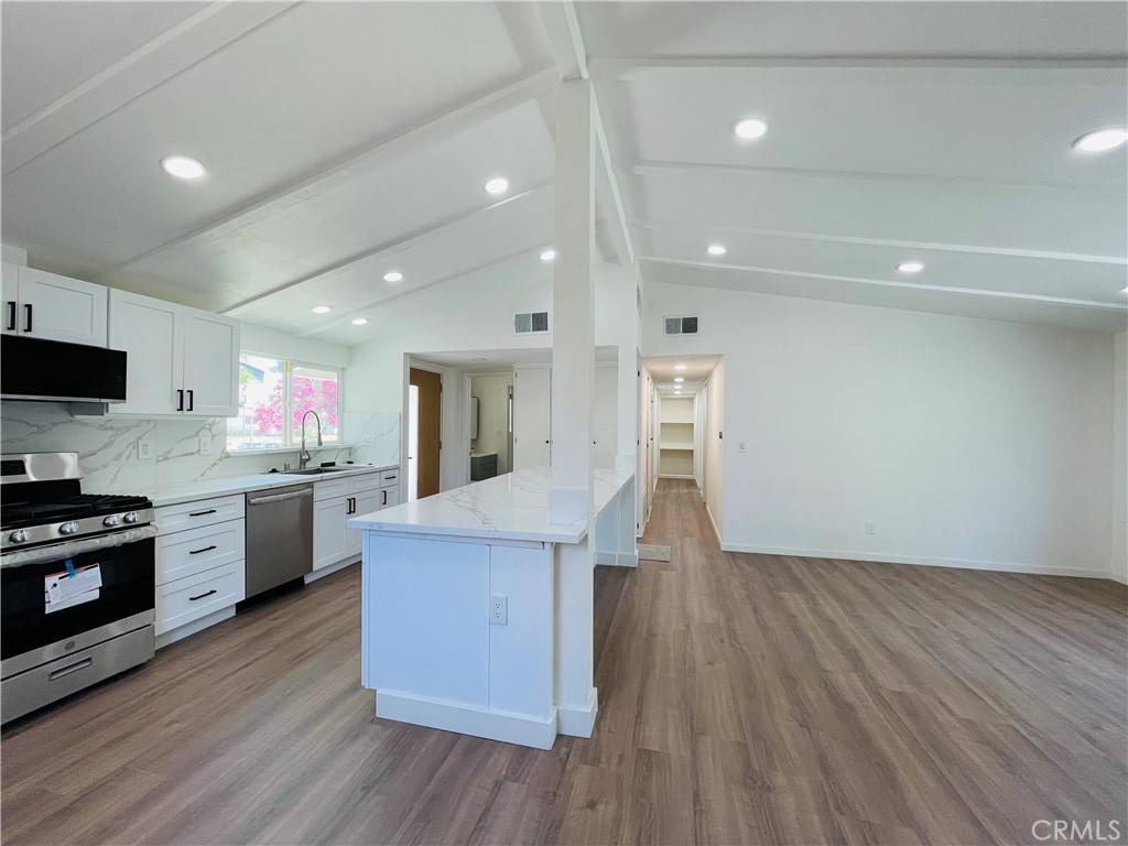 Reseda, CA 91335,18726 Gilmore ST