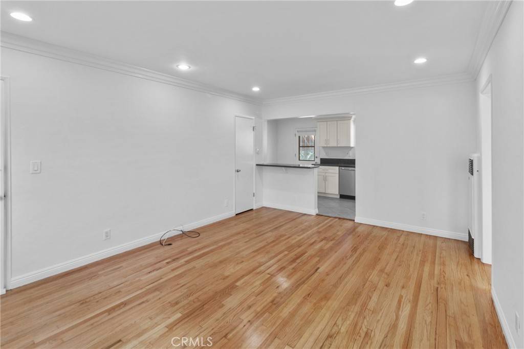 Sherman Oaks, CA 91403,14619 Moorpark ST