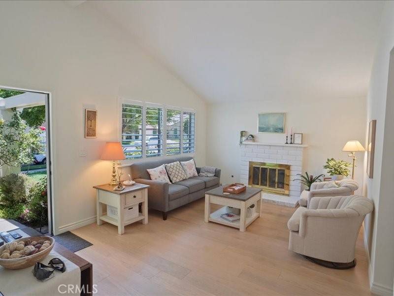 Newhall, CA 91321,24721 Airville AVE