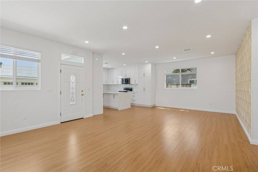 Northridge, CA 91325,17148 Stare ST
